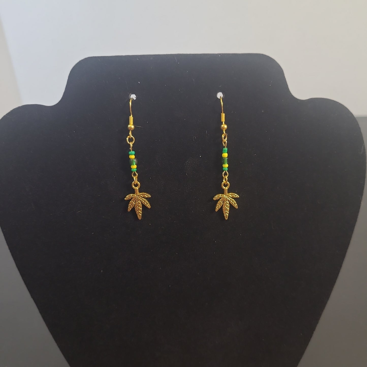 Pot leaf Earrings